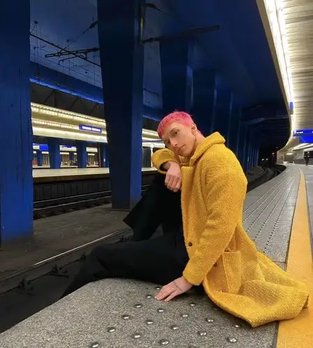 El